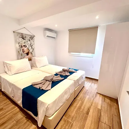 Seabastian Apartament *